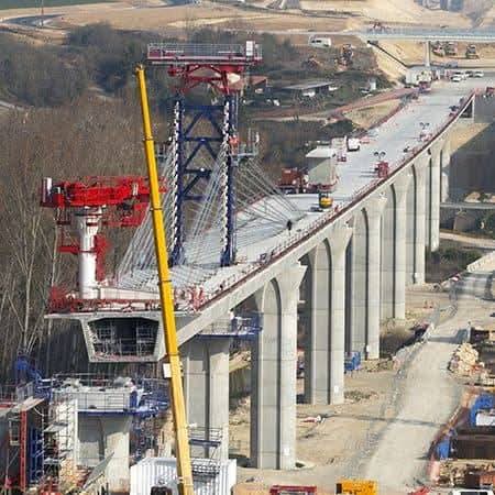 Long-span cable-stayed bridge project