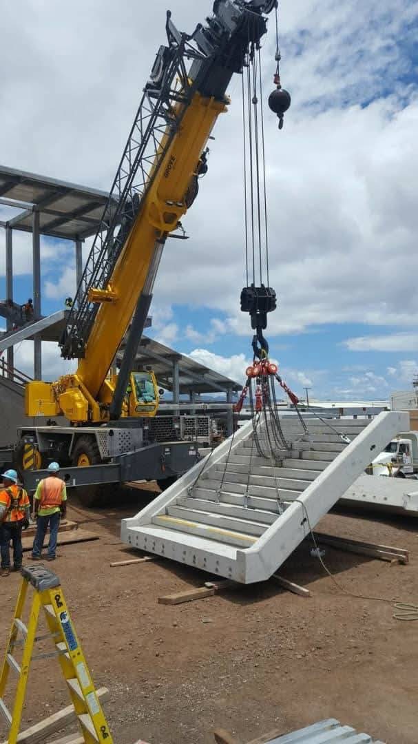 Precast concrete staircase crane lift